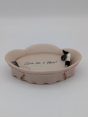 Dressed to Thrill Soap Dish
